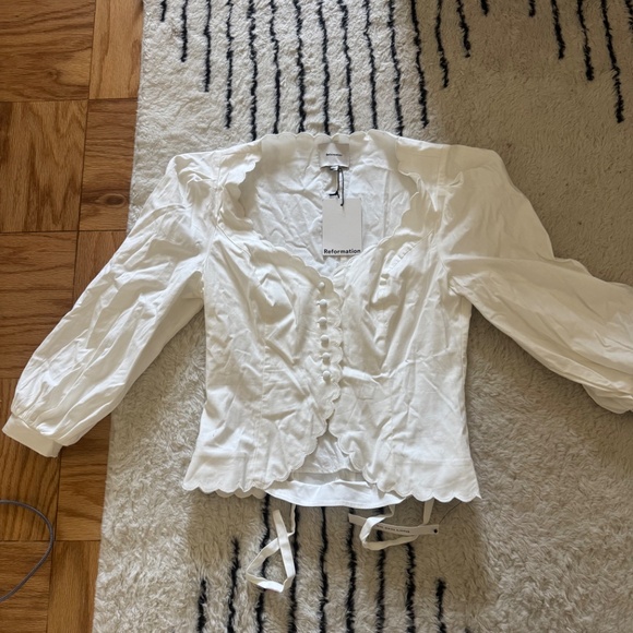 Reformation Elianna Top Ivory - Size 8 - Picture 4 of 6